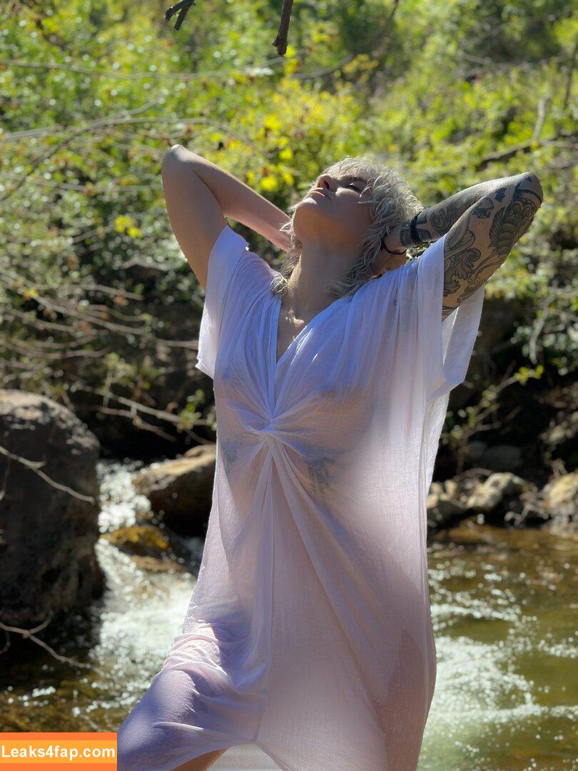 Comicbookgirl19 / DanikaXIX leaked photo photo #0286