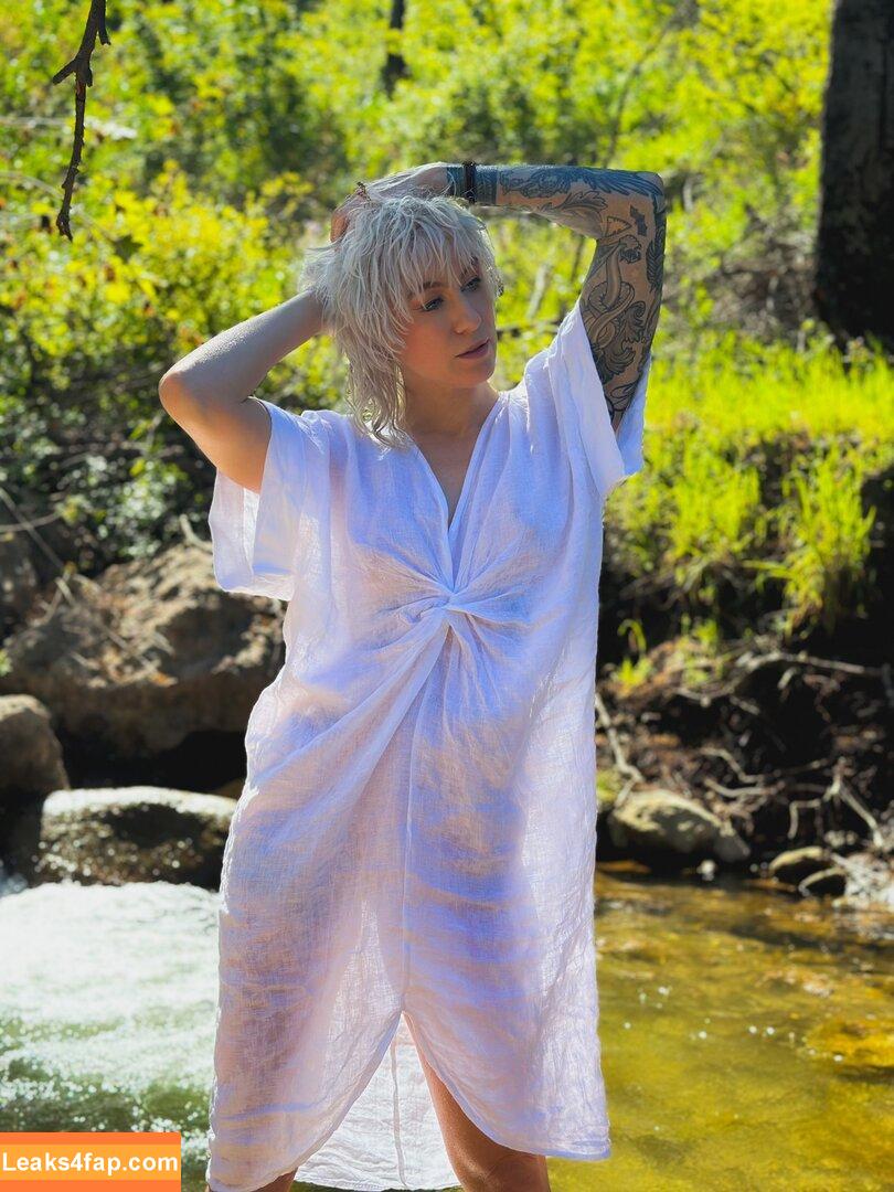 Comicbookgirl19 / DanikaXIX leaked photo photo #0298