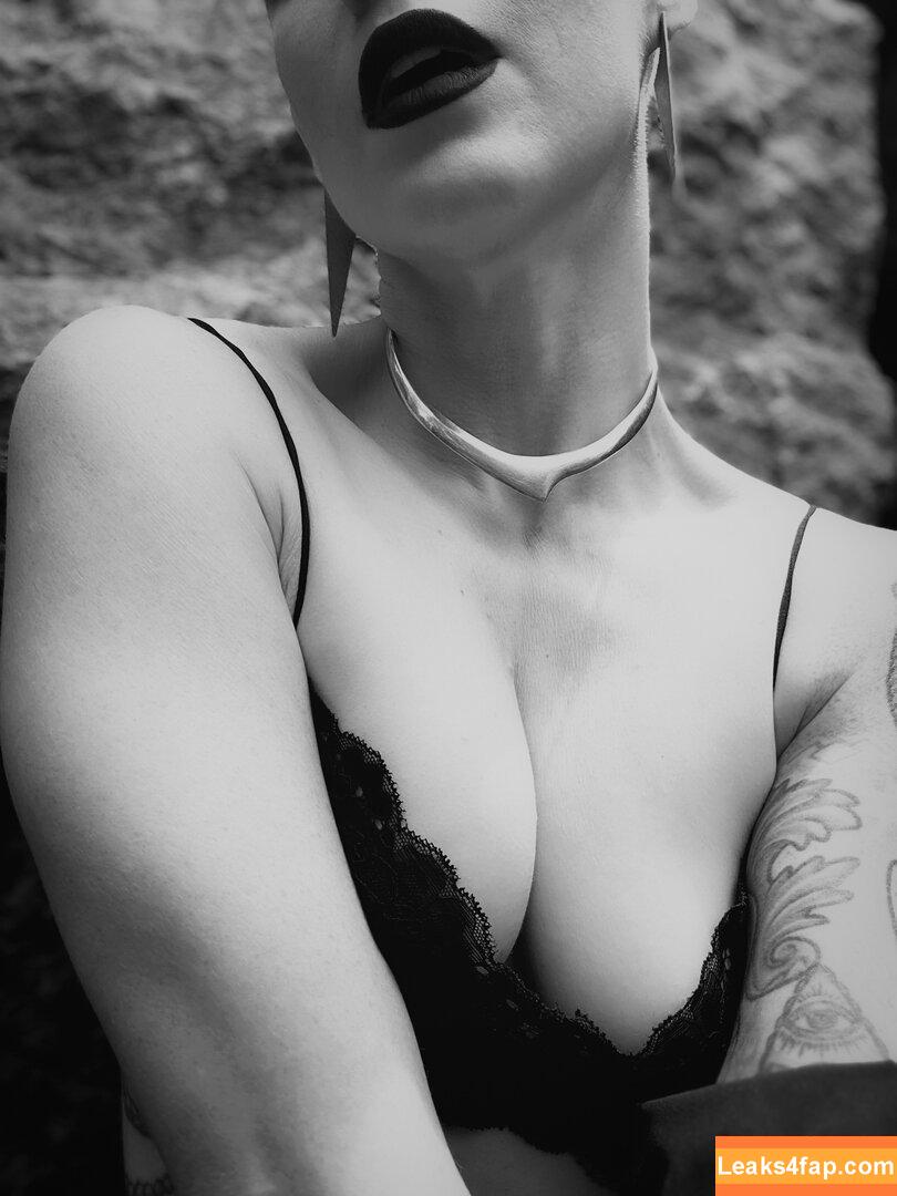 Comicbookgirl19 / DanikaXIX leaked photo photo #0334