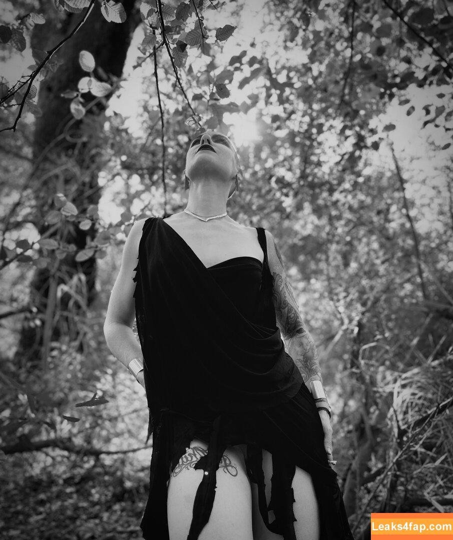 Comicbookgirl19 / DanikaXIX leaked photo photo #0340