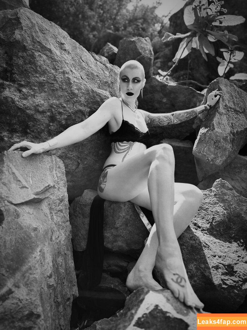 Comicbookgirl19 / DanikaXIX leaked photo photo #0347