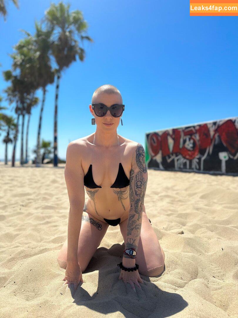 Comicbookgirl19 / DanikaXIX leaked photo photo #0358