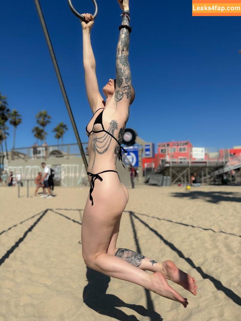 Comicbookgirl19 / DanikaXIX leaked photo photo #0384