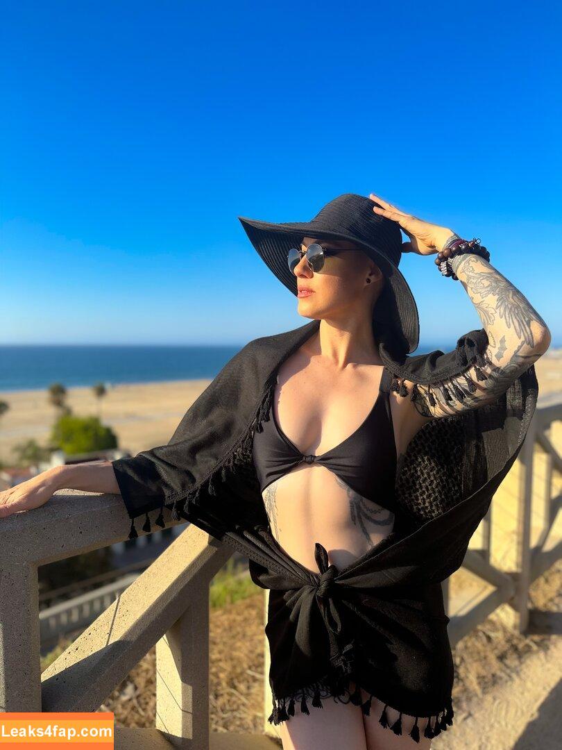 Comicbookgirl19 / DanikaXIX leaked photo photo #0387