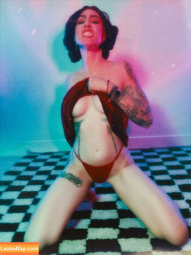 Comicbookgirl19 / DanikaXIX / pirateflagnislandgirl leaked photo photo #0464