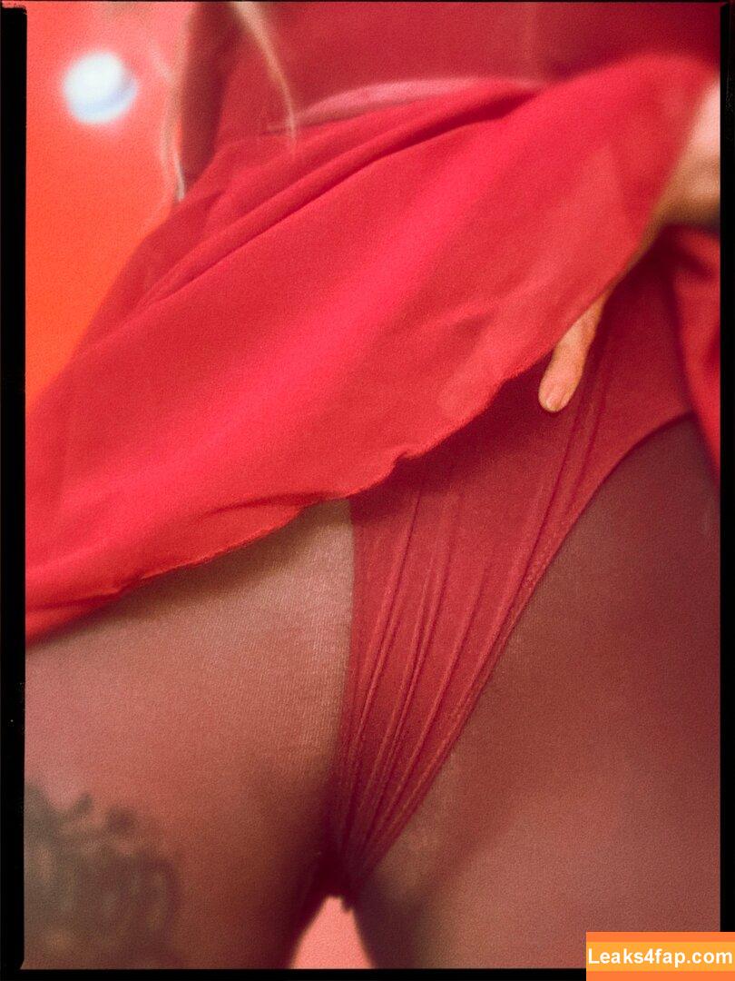 Comicbookgirl19 / DanikaXIX / pirateflagnislandgirl leaked photo photo #0487
