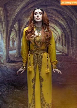 Comicbookgirl19 photo #0005