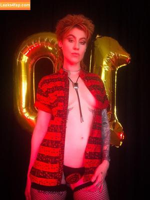 Comicbookgirl19 photo #0031