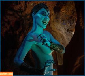 Comicbookgirl19 photo #0133