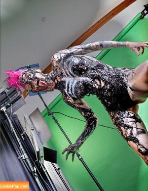 Comicbookgirl19 photo #0140