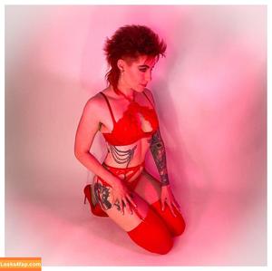 Comicbookgirl19 photo #0145