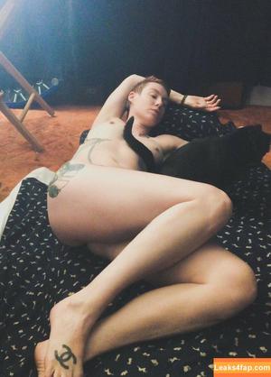 Comicbookgirl19 photo #0172