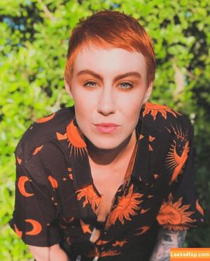 Comicbookgirl19 photo #0175