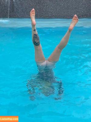 Comicbookgirl19 photo #0208