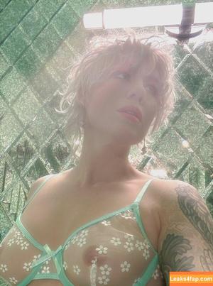 Comicbookgirl19 photo #0211