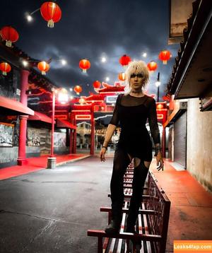 Comicbookgirl19 photo #0263