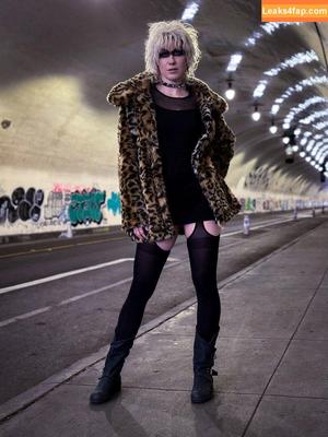 Comicbookgirl19 photo #0265