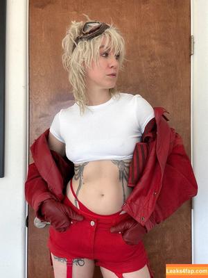 Comicbookgirl19 photo #0315