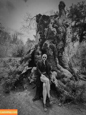 Comicbookgirl19 photo #0326