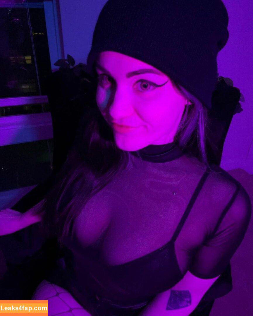 ConcealedBones /  leaked photo photo #0011