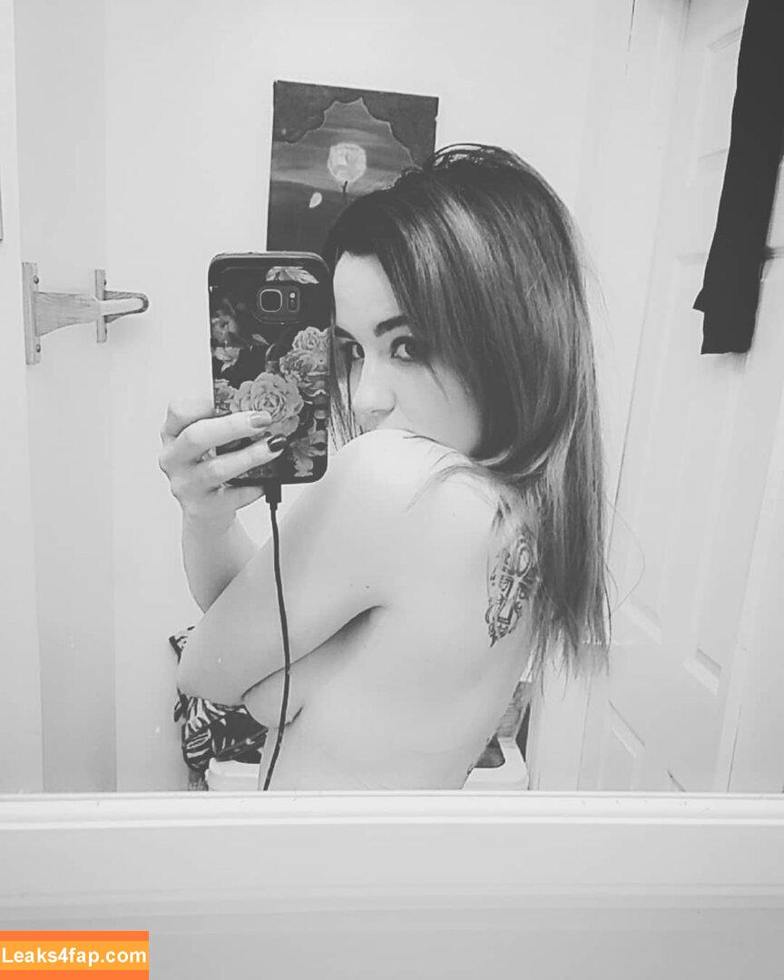 ConcealedBones /  leaked photo photo #0062