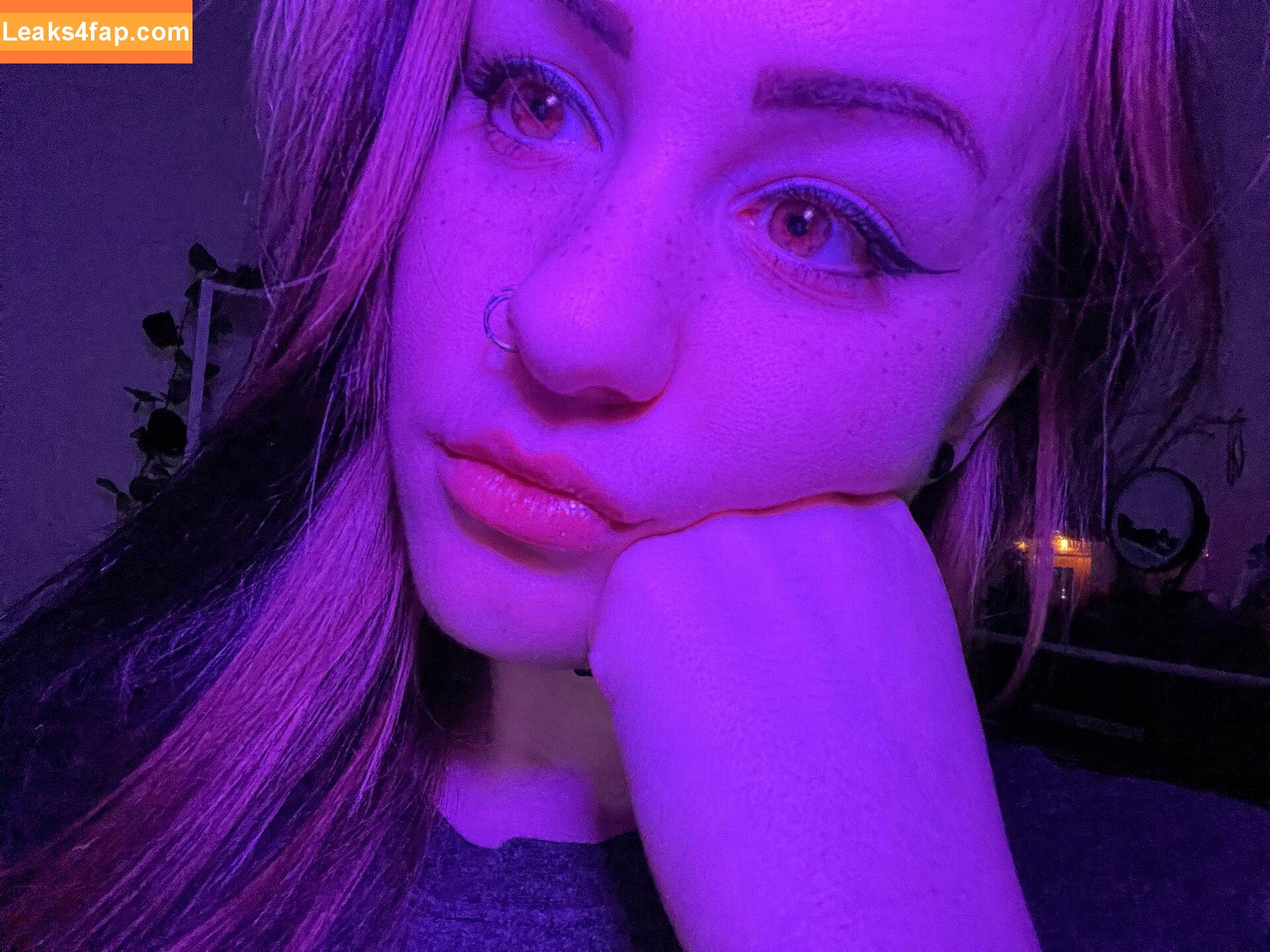 ConcealedBones /  leaked photo photo #0190
