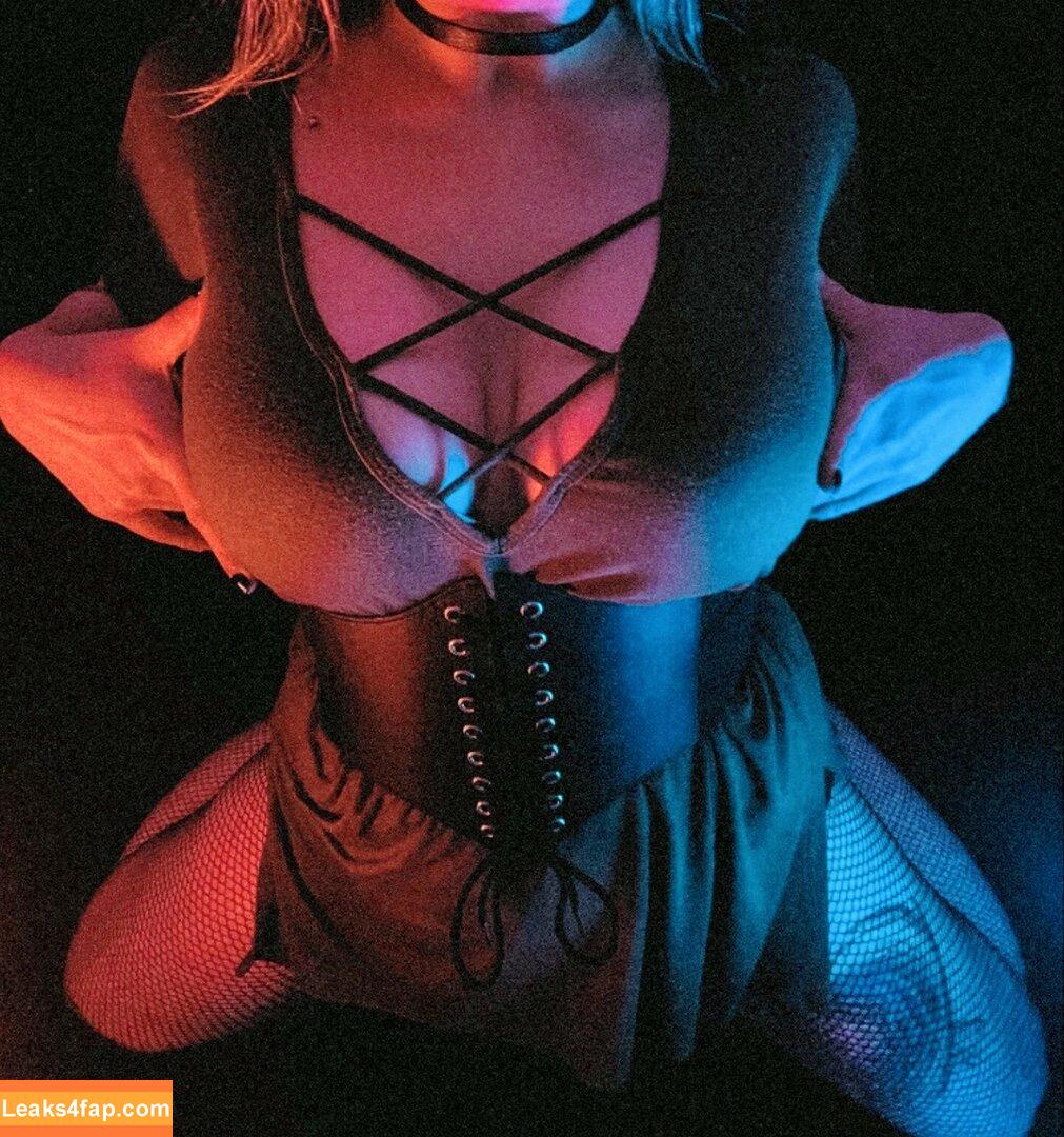 ConcealedBones /  leaked photo photo #0203