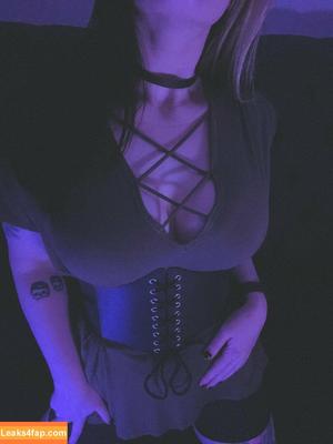 ConcealedBones photo #0005