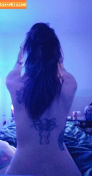 ConcealedBones photo #0045