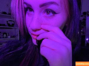 ConcealedBones photo #0191