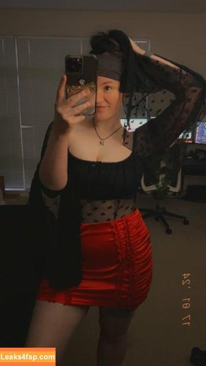 ConcealedBones photo #0199