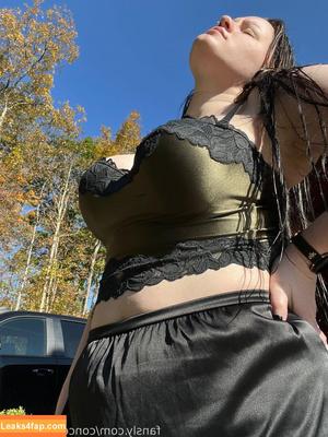 ConcealedBones photo #0662