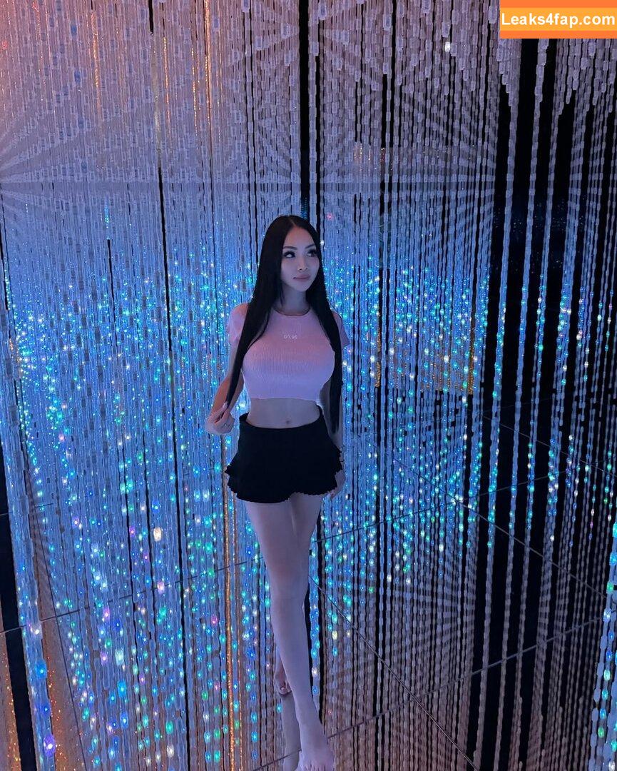 Connie Chen / conniechenn_ leaked photo photo #0008