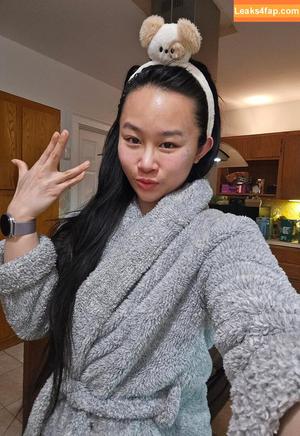Connie Han photo #0104