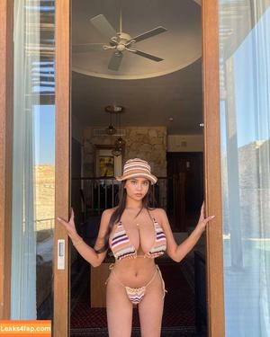 Coral Sharon photo #0061