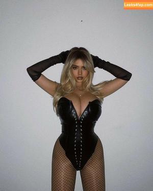 Coral Sharon photo #0077