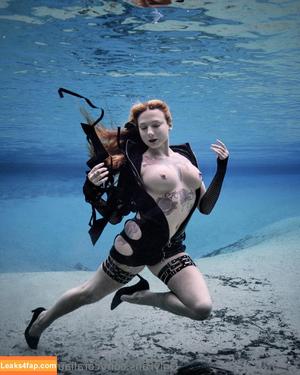 coraliaunderwater photo #0003