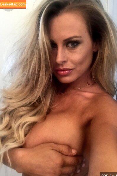 Corinna Blake / corinnablakexxx / officialcorinnablake leaked photo photo #0033
