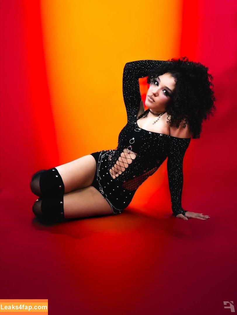 Corinne Joy / itscorinnejoy слитое фото фото #0005