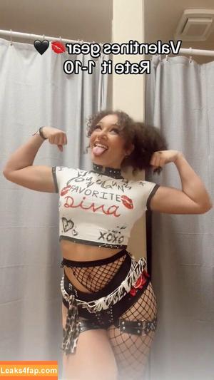 Corinne Joy photo #0011