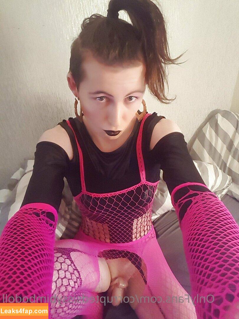 corruptedsissybimbodoll /  leaked photo photo #0014