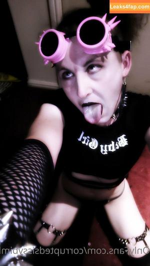 corruptedsissybimbodoll photo #0024