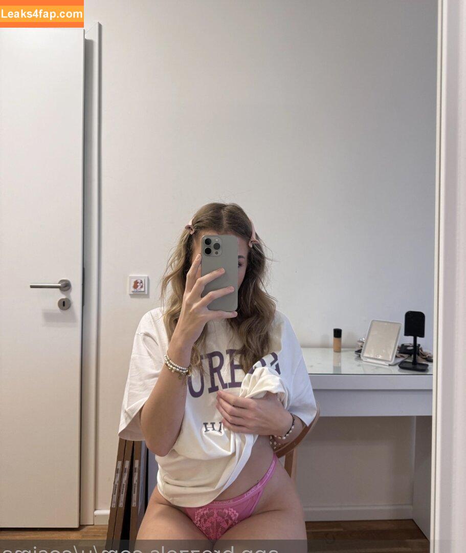 Cosima_csm leaked photo photo #0154