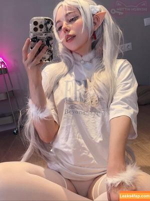 Cosplay From Frieren photo #0001