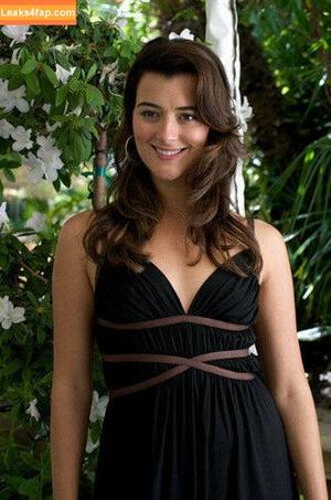 Cote De Pablo photo #0002