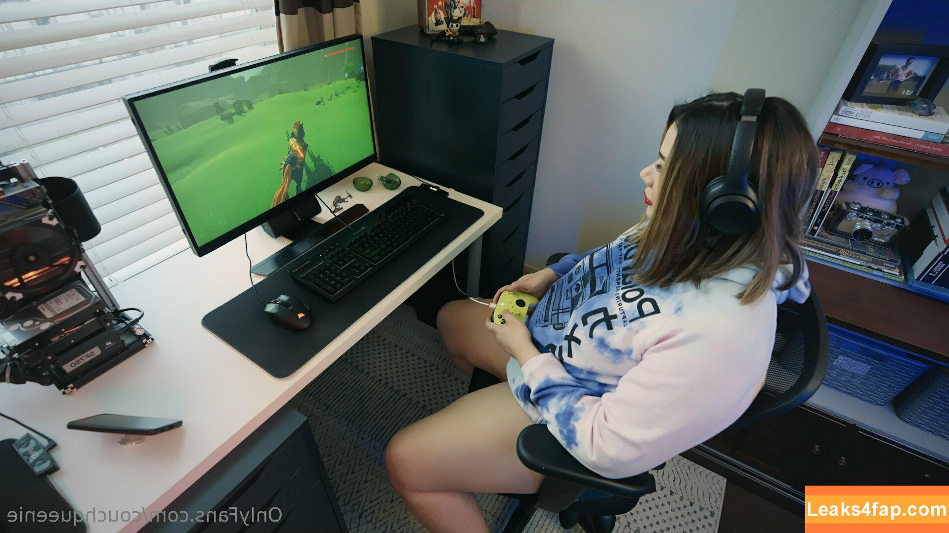 couchqueenie /  leaked photo photo #0140