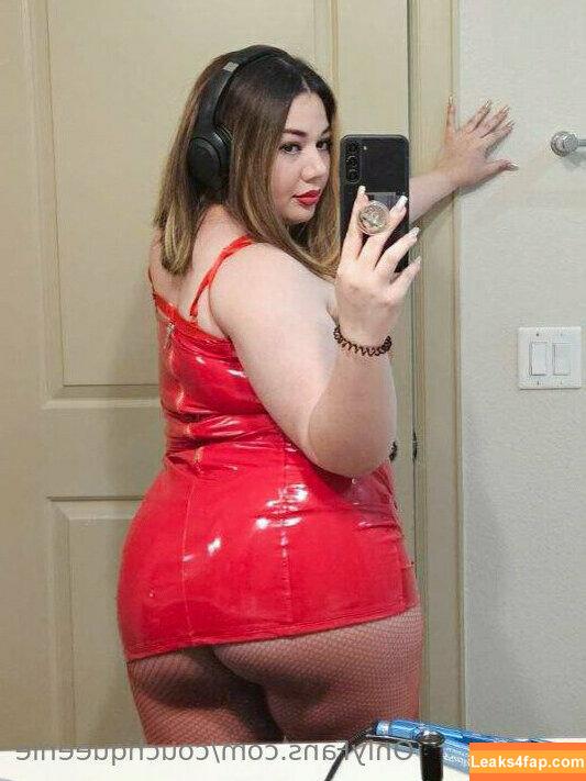 couchqueenie /  leaked photo photo #0228