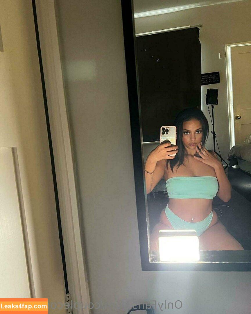 coupleconspiracy /  leaked photo photo #0025