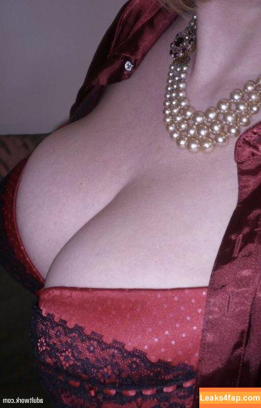 Courtesan Annabel / annabelsadventures1 / courtesananna leaked photo photo #0236