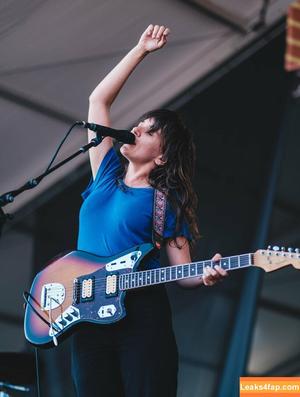 Courtney Barnett photo #0001